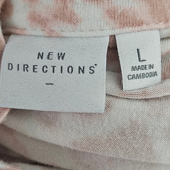 Pink Animal Print Top Size Large - Picture 3 of 4